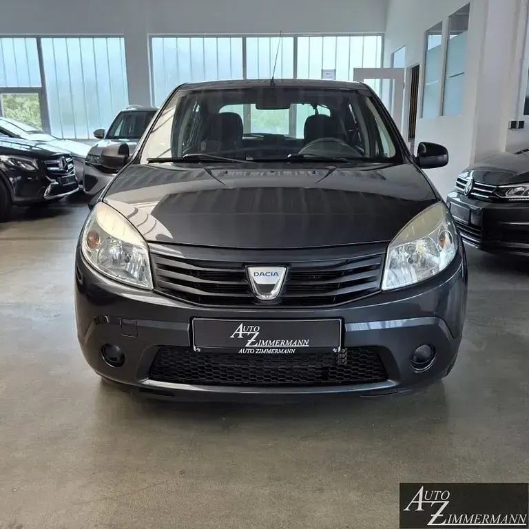 Gebraucht Dacia Sandero 75 PS (55 kW) 2009 Grau Limousine