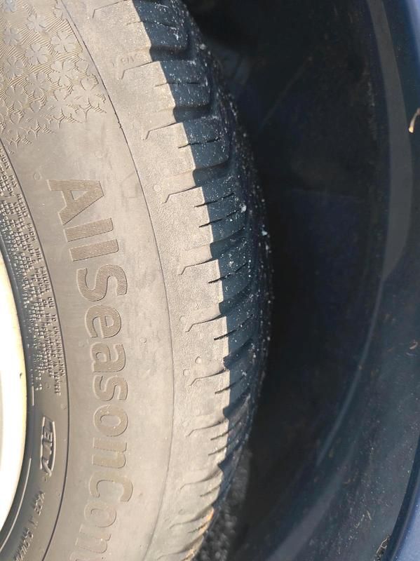 Gebraucht Dacia Logan Lauréate 90 PS (66 kW) 2014 Blau Limousine