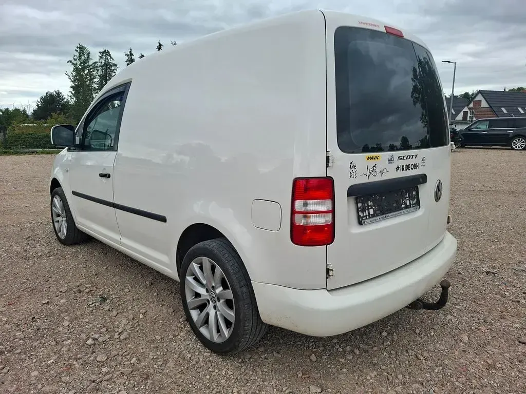 Gebraucht VW Caddy 102 PS (75 kW) 2013 Weiß Van / Kleinbus