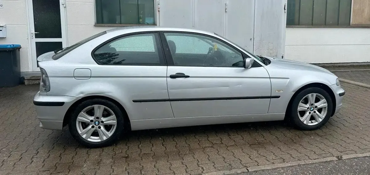 Gebraucht BMW 316 116 PS (85 kW) 2001 Grau Coupé