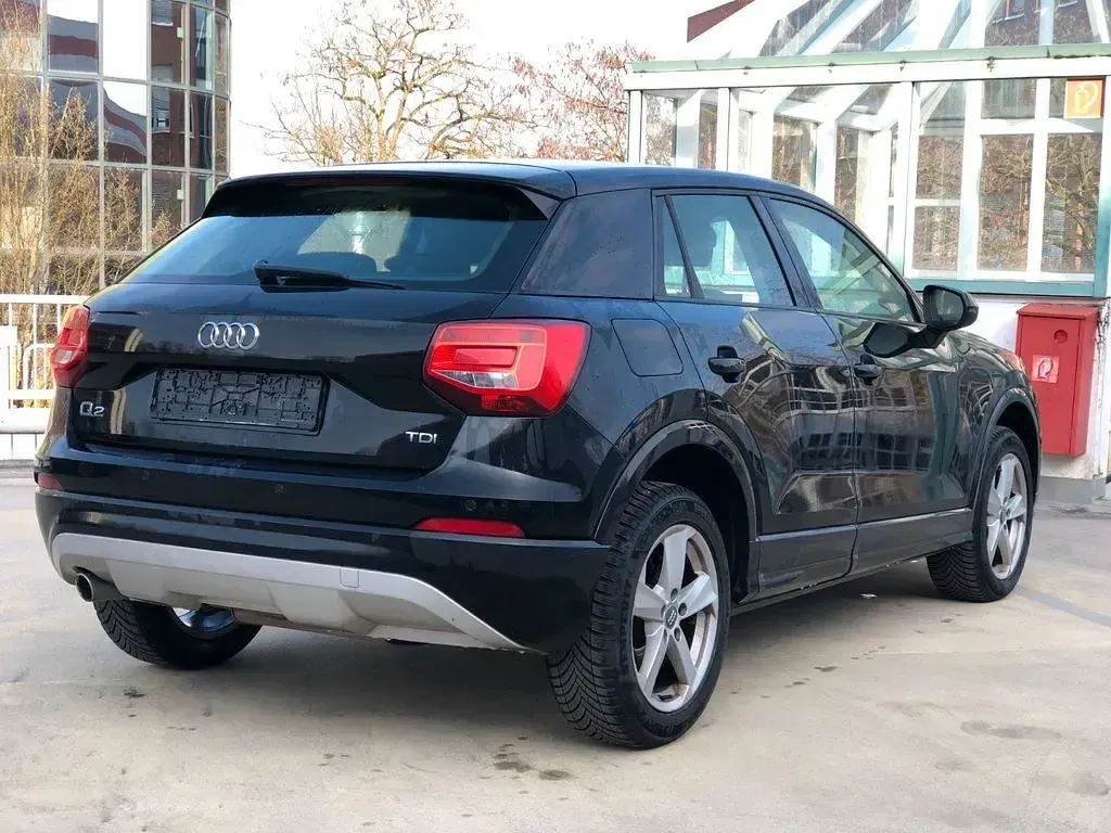 Używany Audi Q2 116 KM (85 kW) 2017 Czarny SUV