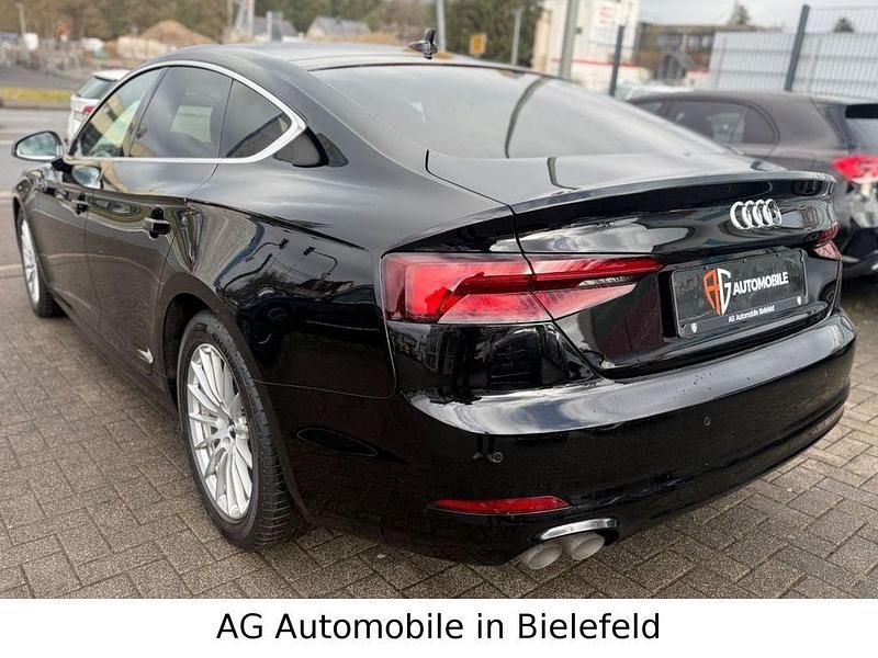 Gebraucht Audi A5 Sportback Basis 190 PS (139 kW) 2019 Schwarz Kleinwagen