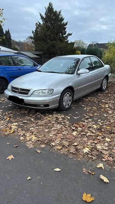 Silber Gebraucht 1999 Opel Omega Limousine | 1.800 € (Fairer Preis) - Bild 1/4