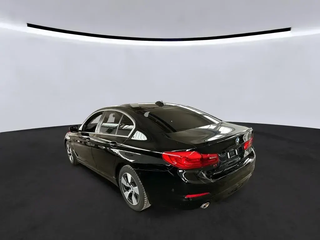 Gebraucht BMW 520 Performance 190 PS (139 kW) 2020 Schwarz Limousine