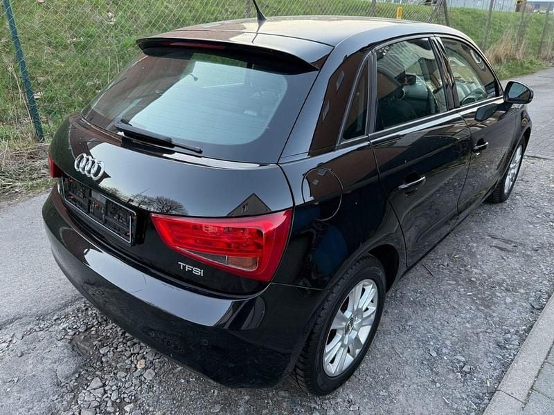 Gebraucht Audi A1 Sportback Attraction 122 PS (89 kW) 2013 Schwarz Kleinwagen