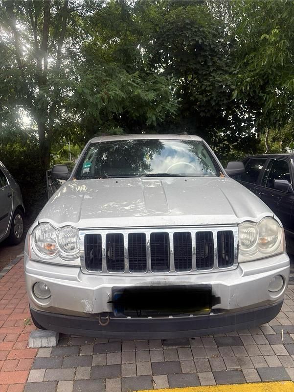 Silber Gebraucht 2007 Jeep Cherokee SUV | 1.500 € - Bild 1/4
