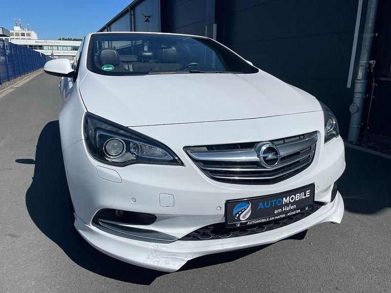 Weiß Gebraucht 2015 Opel Cascada Cabrio | 6.490 € (Fairer Preis) - Bild 1/4