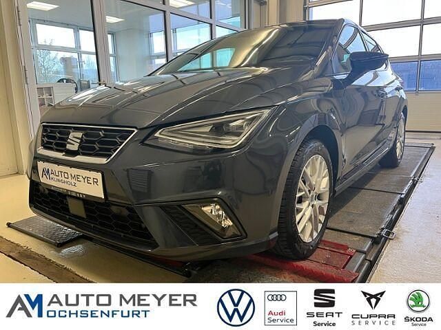 Grau Gebraucht 2024 Seat Ibiza FR-Line Kleinwagen | 20.499 € (Fairer Preis) - Bild 1/2