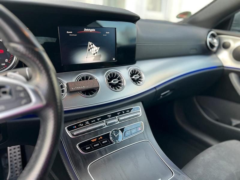 Gebraucht Mercedes 220 194 PS (142 kW) 2017 Grau Coupé