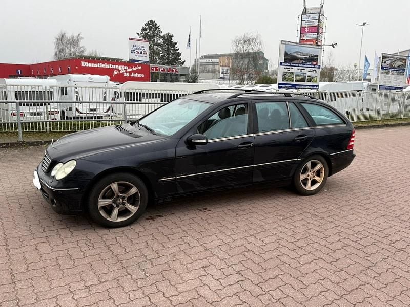 Schwarz Gebraucht 2005 Mercedes C200 Kombi | 800 € (Superpreis) - Bild 1/4
