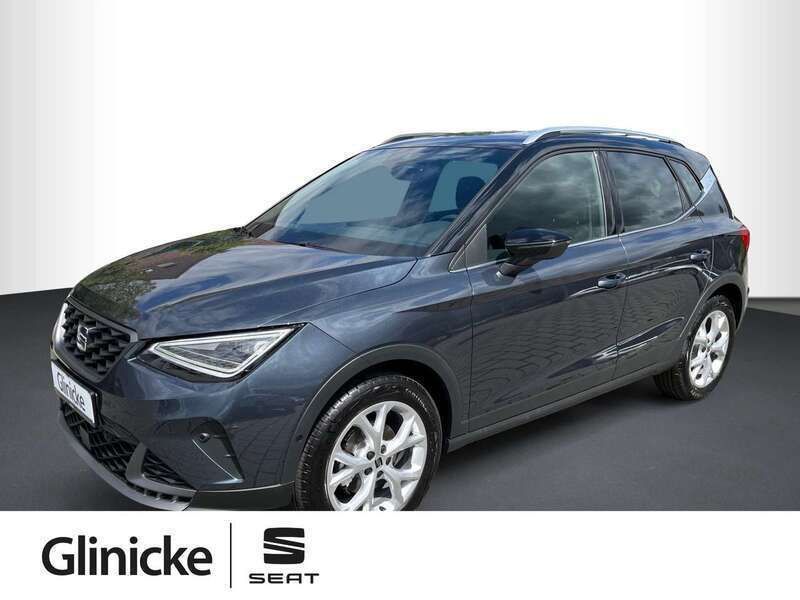 Grau Gebraucht 2024 Seat Arona FR SUV | 23.870 € (Fairer Preis) - Bild 1/4