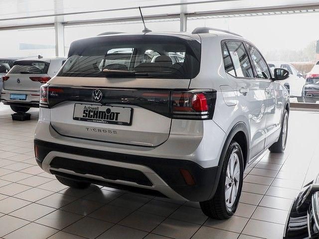 Gebraucht VW T-Cross R 95 PS (69 kW) 2024 Reflexsilbermetallic SUV