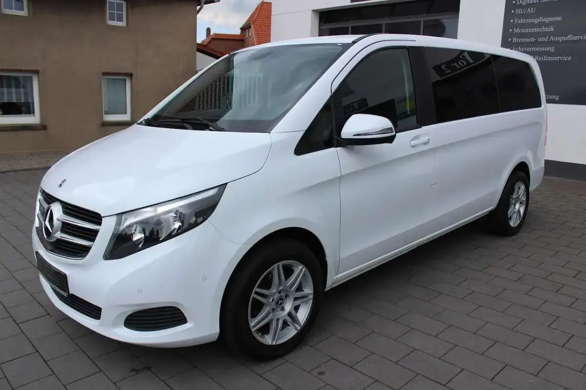 Gebraucht Mercedes V220 Marco Polo 163 PS (119 kW) 2019 Weiß Van / Kleinbus