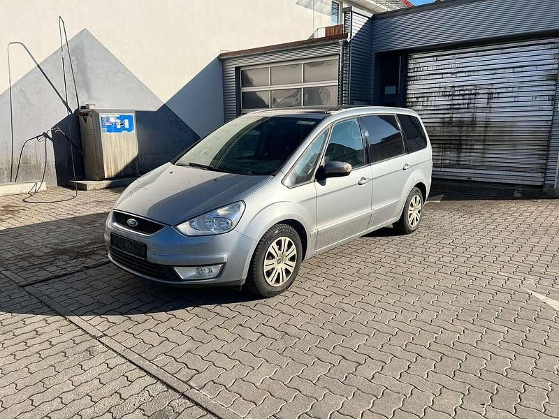 Gebraucht Ford Galaxy Trend 140 PS (102 kW) 2008 Silber Van / Kleinbus