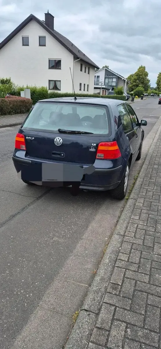 Gebraucht VW Golf IV 101 PS (74 kW) 2002 Blau Kleinwagen