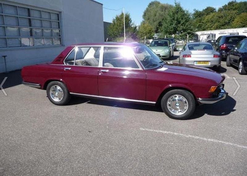 Rot Gebraucht 1970 BMW 2500 Limousine | 14.900 € - Bild 1/4