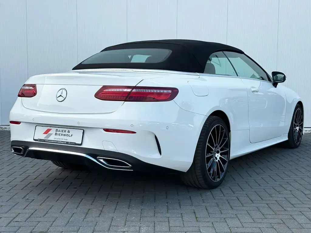 Gebraucht Mercedes E350 AMG line 258 PS (189 kW) 2018 Polarweiss Cabrio