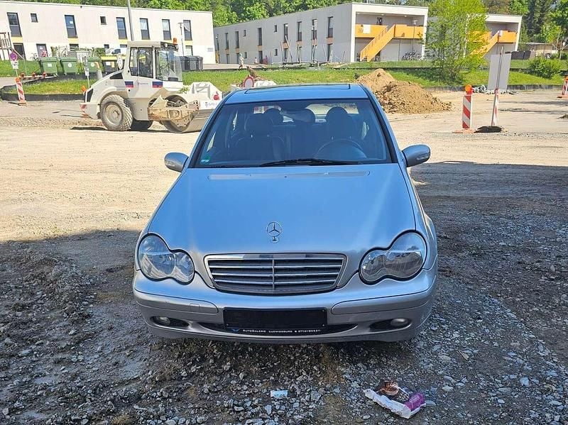 Gebraucht Mercedes C200 Elegance 163 PS (119 kW) 2000 Silber Limousine