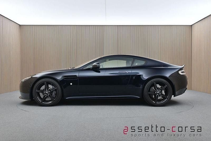 Gebraucht Aston Martin V8 Vantage 436 PS (320 kW) 2019 Schwarz