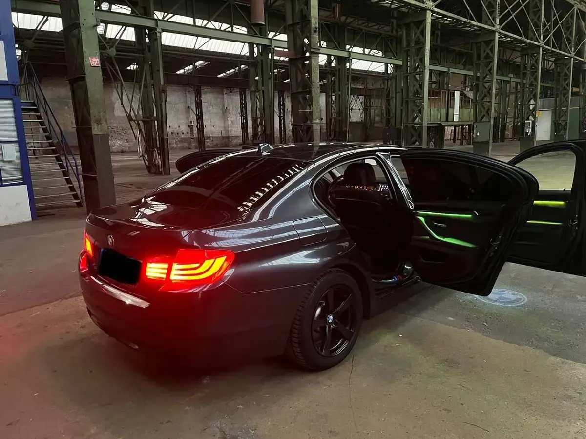 Käytetty BMW 523 204 HP (150 kW) 2010 Sedan