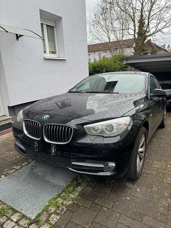 Gebraucht BMW 530 245 PS (180 kW) 2010 Schwarz Limousine