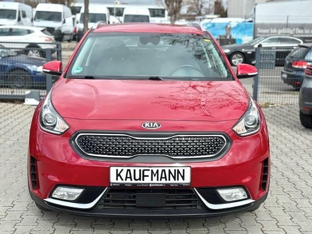 Gebraucht Kia Niro Vision 141 PS (103 kW) 2017 K3r) temptation rot met. (rot SUV