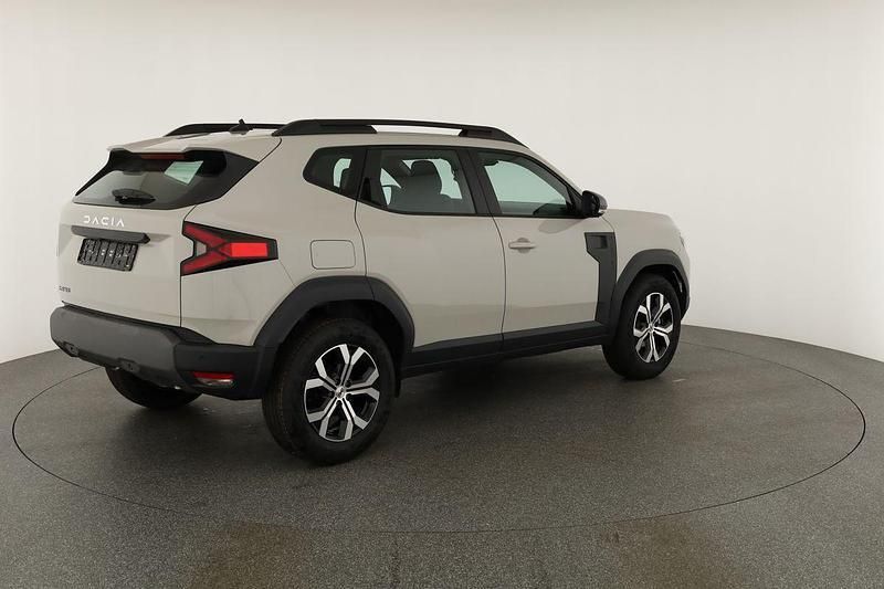 Neu Dacia Duster Expression 131 PS (96 kW) 2025 Sandstone beige metallic SUV