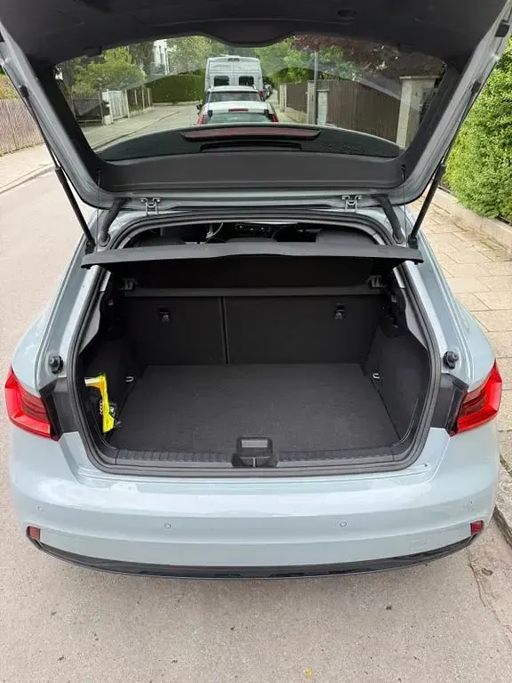 Gebraucht Audi A1 Sportback Advanced 95 PS (69 kW) 2021 Grau Kleinwagen