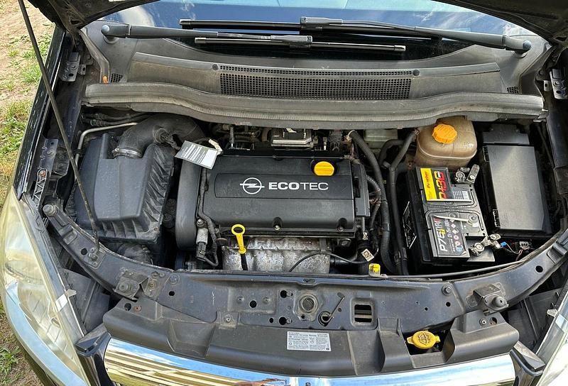 Schwarz Gebraucht 2008 Opel Zafira Kombi | 3.700 € (Fairer Preis) - Bild 1/4