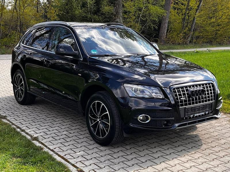 Używany Audi Q5 S-Line 170 KM (125 kW) 2011 Czarny SUV