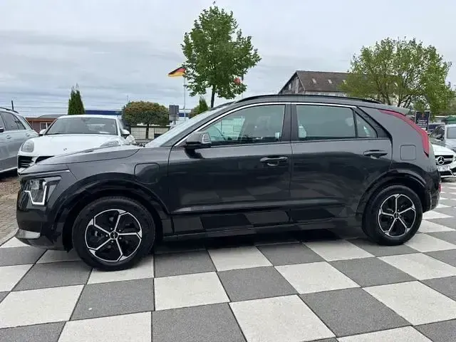 Gebraucht Kia Niro Vision 182 PS (133 kW) 2022 Grau SUV