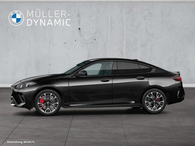 Gebraucht BMW 220 M Sport 170 PS (125 kW) 2025 Saphirschwarz Coupé