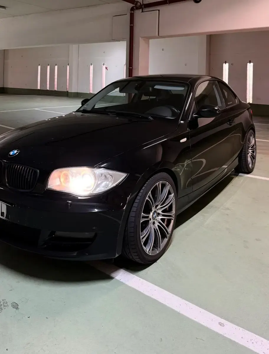 Gebraucht BMW 120 Coupé M Sport 177 PS (130 kW) 2009 Schwarz Coupé
