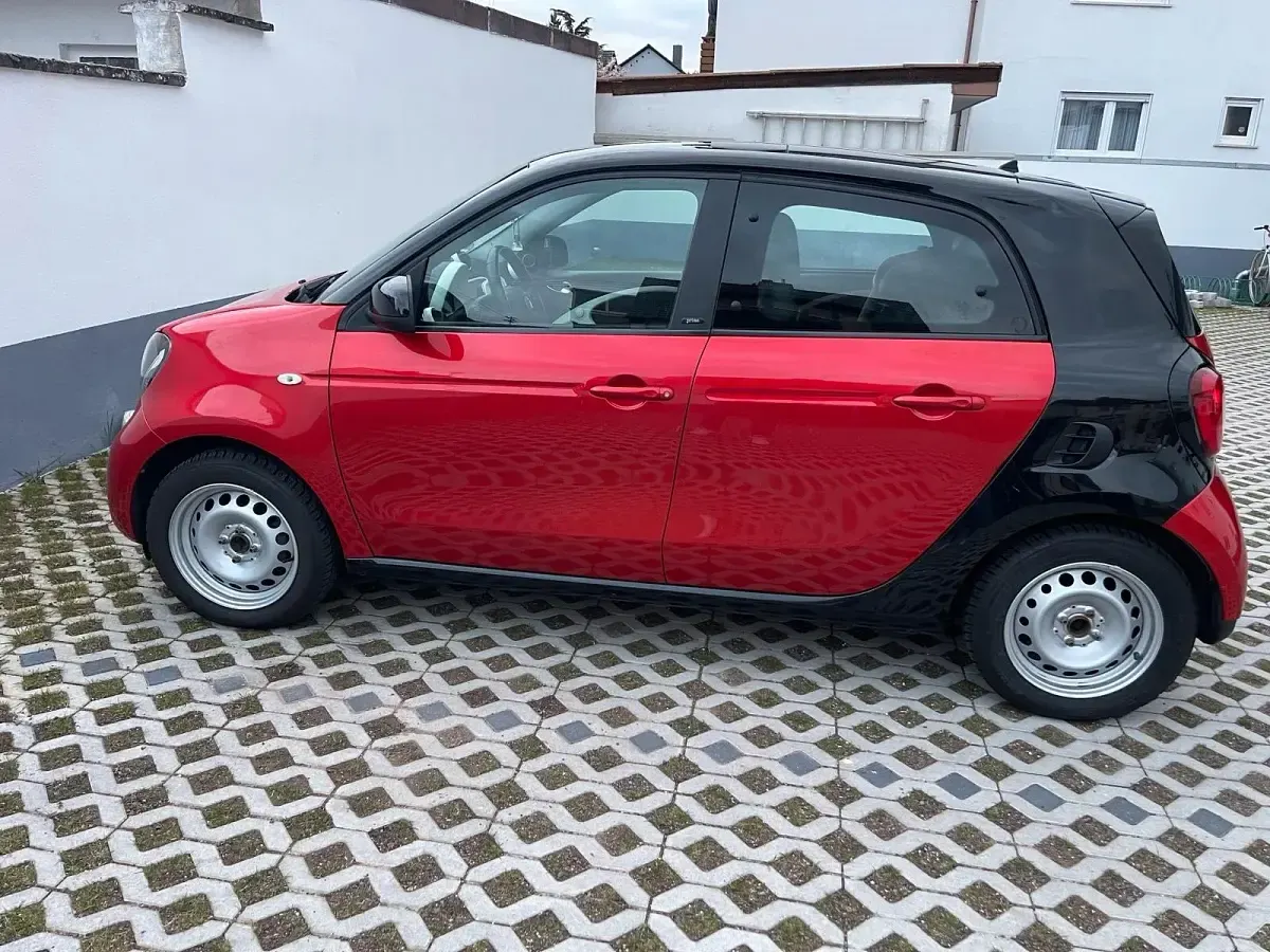 Gebraucht Smart ForFour Prime 71 PS (52 kW) 2015 Rot Kleinwagen