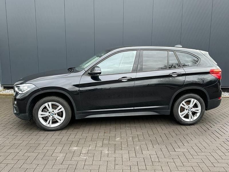 Gebraucht BMW X1 Advantage 140 PS (102 kW) 2019 Schwarz SUV
