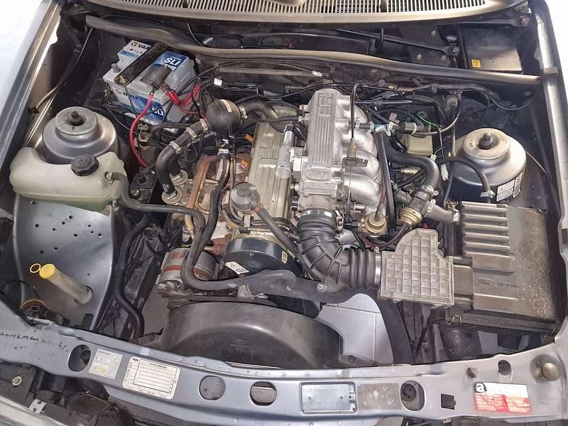 Gebraucht Ford Sierra 101 PS (74 kW) 1989 Grau Limousine