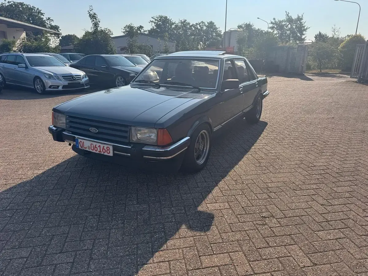 Gebraucht Ford Granada Ghia 114 PS (83 kW) 1983 Grau Limousine