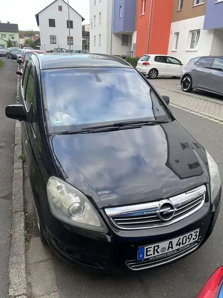 Gebraucht Opel Zafira 140 PS (102 kW) 2010 Van / Kleinbus
