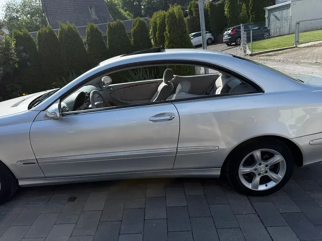 Gebraucht Mercedes CLK200 Elegance 163 PS (119 kW) 2003 Silber Coupé