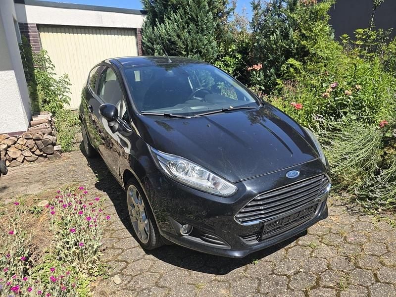 Schwarz Gebraucht 2014 Ford Fiesta Kleinwagen | 3.500 € (Superpreis) - Bild 1/4