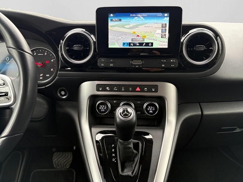 Gebraucht Mercedes T180 Advantage 85 PS (62 kW) 2024 Schwarz Van / Kleinbus