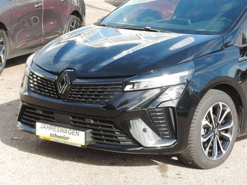 Gebraucht Renault Clio V Techno 91 PS (66 kW) 2025 Black pearl schwarz (metallic) Limousine