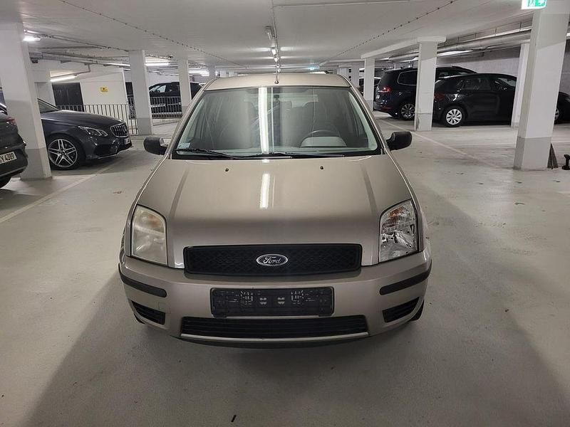 Gebraucht Ford Fusion 68 PS (50 kW) 2003 Grau Kleinwagen