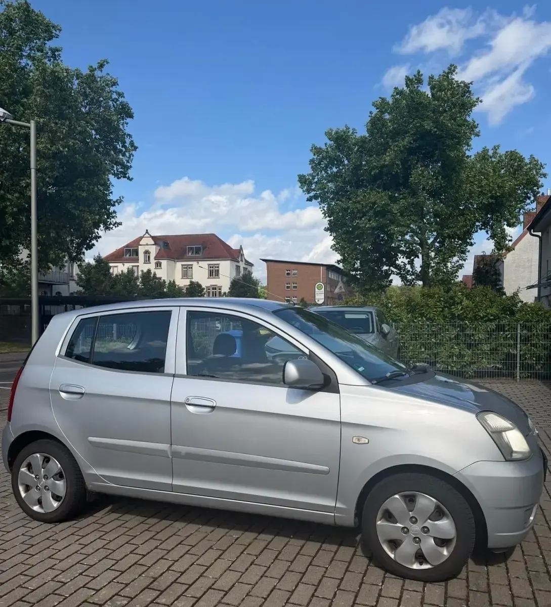 Używany Kia Picanto 60 KM (44 kW) 2004 Szary Hatchback