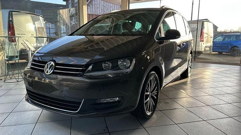 Gebraucht VW Sharan Comfortline 150 PS (110 kW) 2017 Schwarz Van / Kleinbus