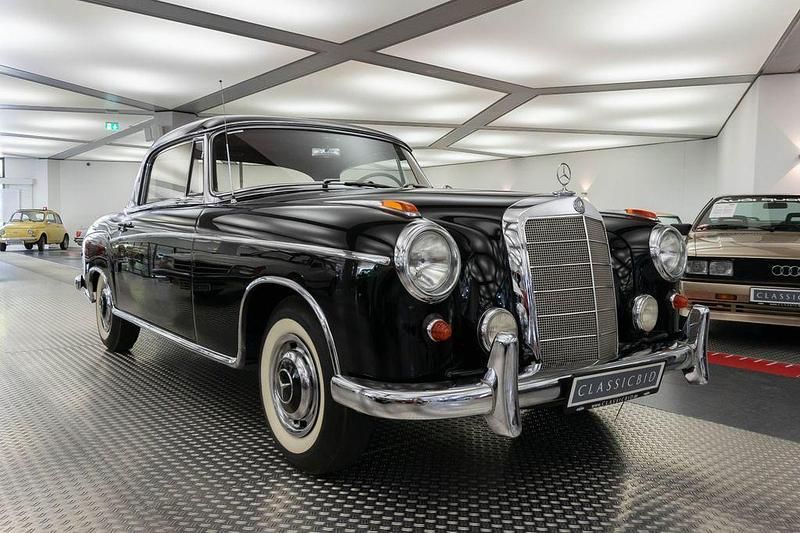 Gebraucht Mercedes 220 106 PS (77 kW) 1958 Schwarz Coupé
