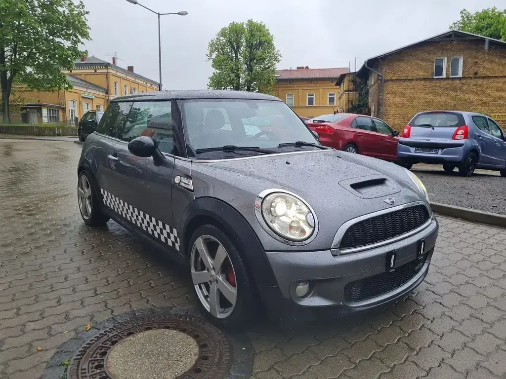 Occasion Mini John Cooper Works 211 ch (155 kW) 2009 Gris Citadine