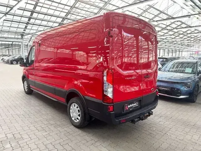 Gebraucht Ford Transit Trend 105 PS (77 kW) 2021 Rot Van