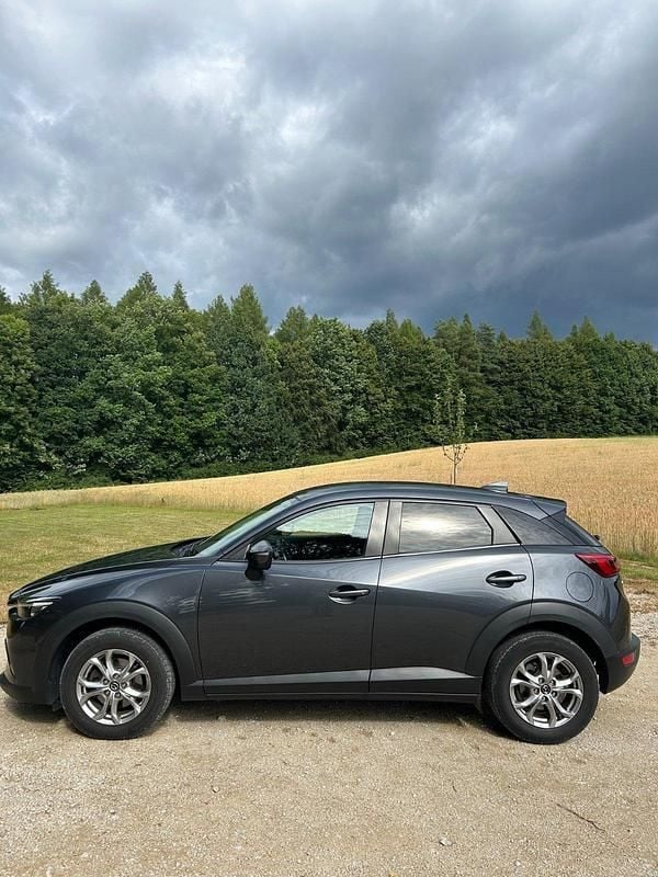 Grau Gebraucht 2017 Mazda CX-3 Exclusive-Line SUV | 10.700 € (Guter Preis) - Bild 1/3