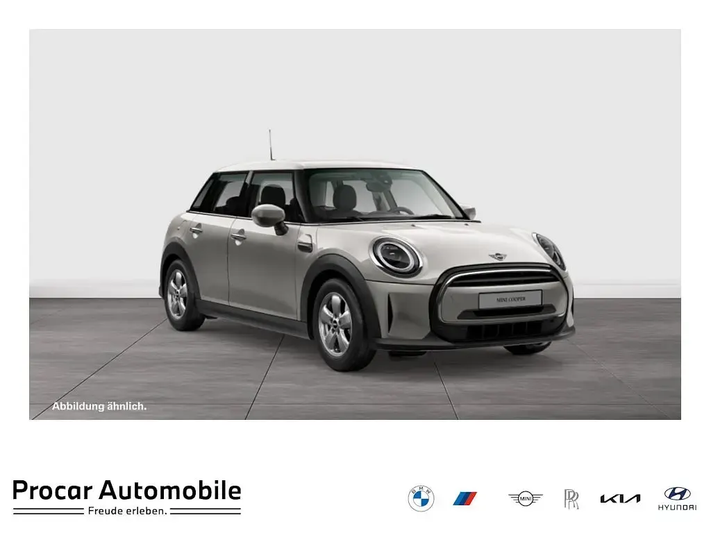 Gebraucht Mini Cooper Essential 136 PS (100 kW) 2023 Kleinwagen